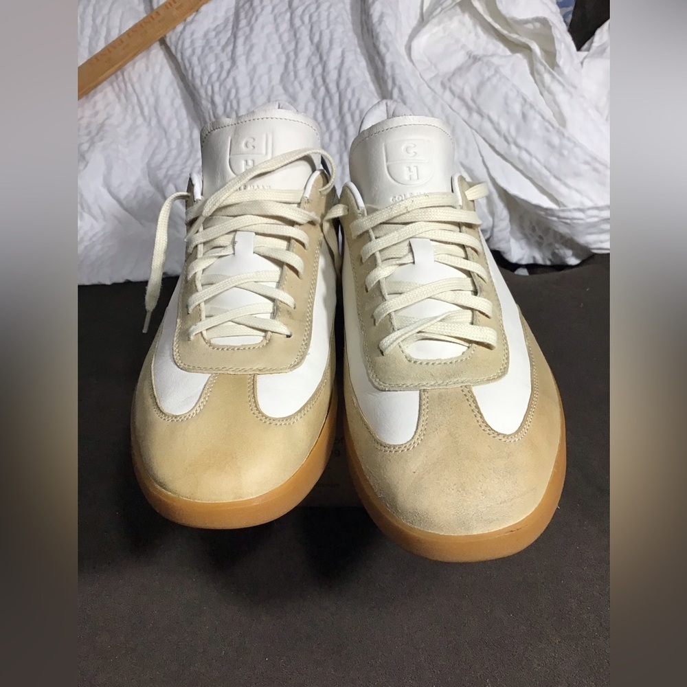 COLE HAAN Men’s Grandpro Turf Sneaker Size 13 M Ivory Tumbled Stone Suede C29161